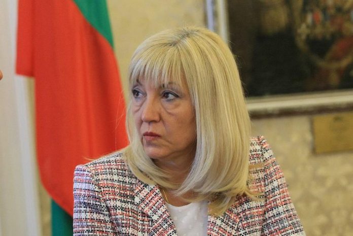 петя аврамова