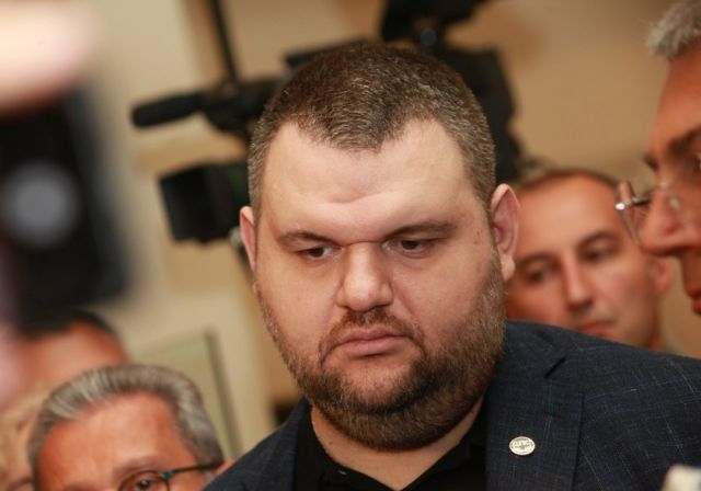 peevski-nikolai-vasilev-se-pravi-na-geroi-na-garba-mi-1