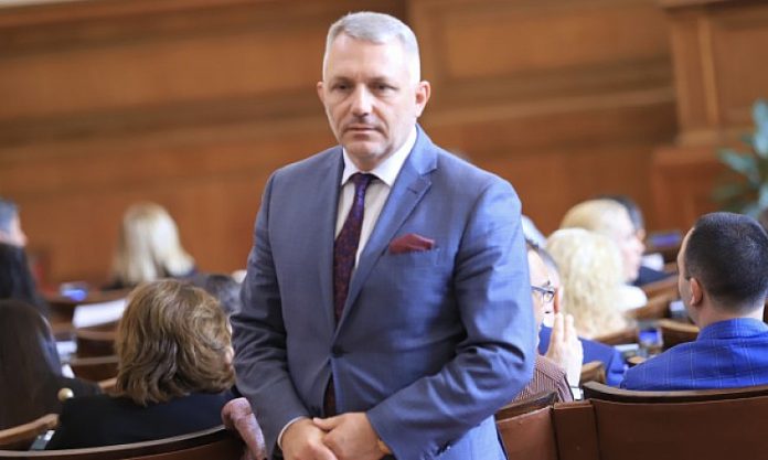 hadjigenov_bgnes