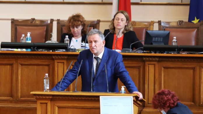 кацаров