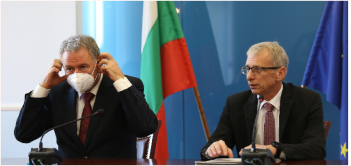 кацаров и денков
