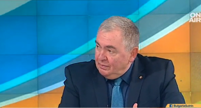 михайлов