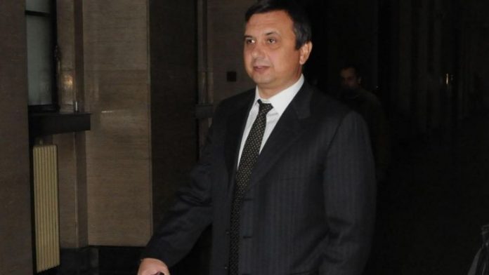 стойков