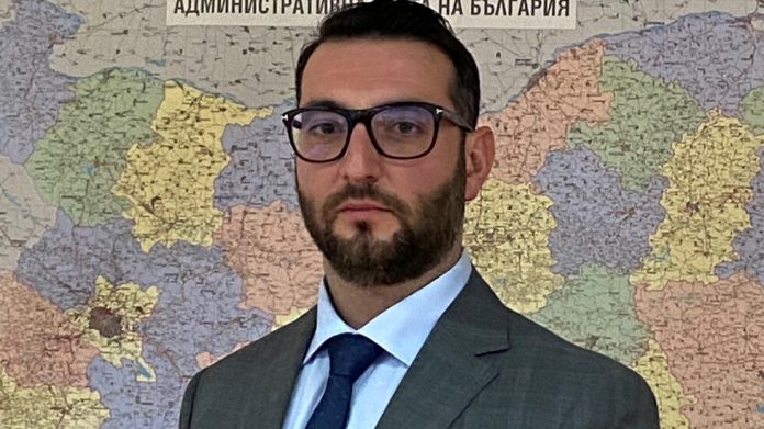 апи