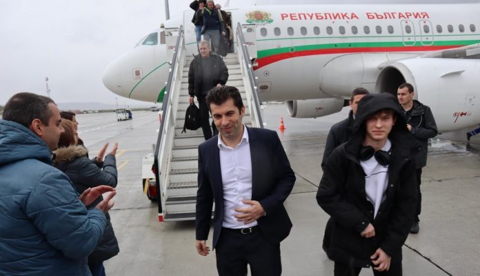 петков