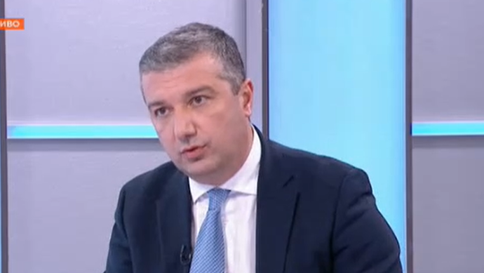 стойнев