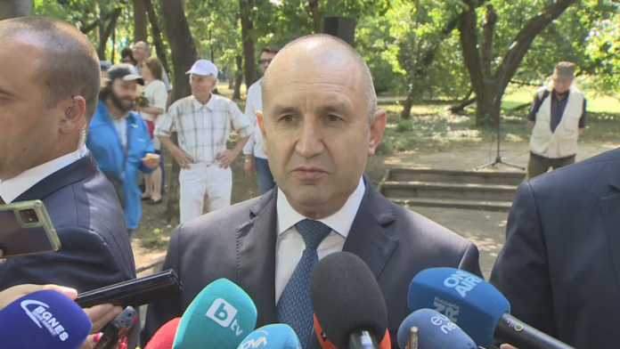 румен радев