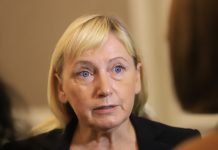 Елена Йончева подаде сигнал до Европол и Интерпол за политическа злоупотреба с лични данни и полицейско сътрудничество