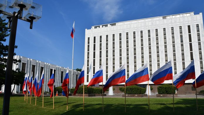 руско посолство в сащ
