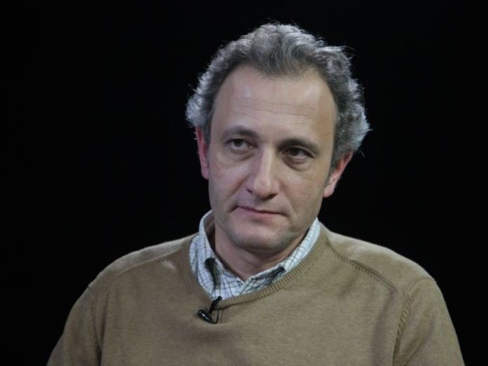 Андрей Колесников