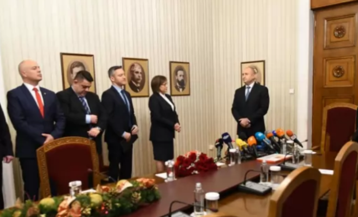 Screenshot 2023-04-21 at 13-42-45 Нинова пред Радев Борбата с инфлацията и неравенствата бюджетът и Шенген са приоритет за БСП