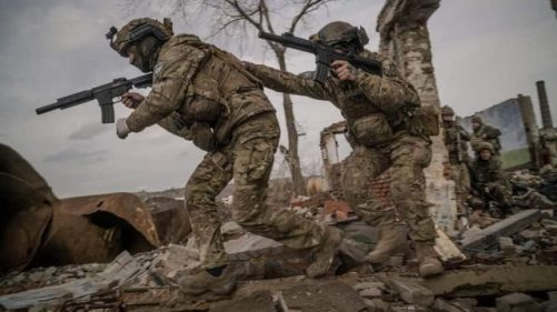 военни