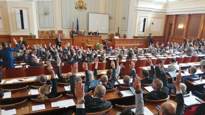 депутати