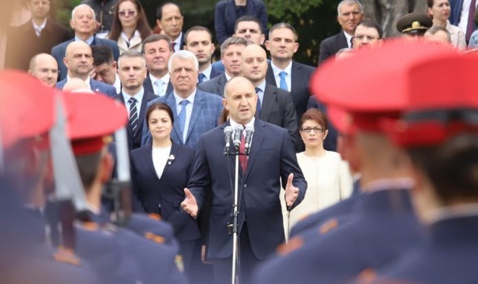 румен радев 6 май