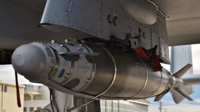 бомба jdam
