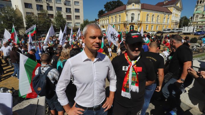 възраждане костадинов протест