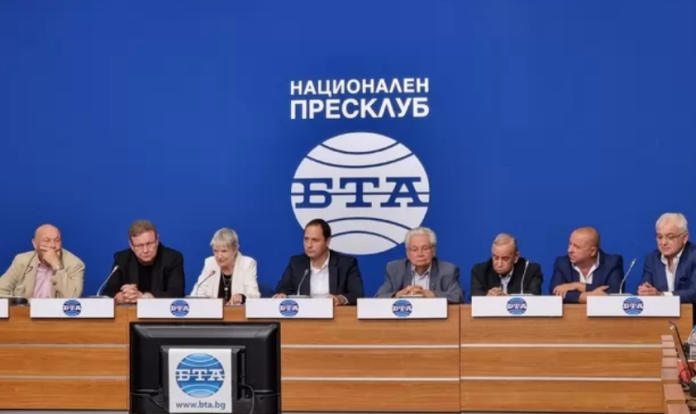 трети март