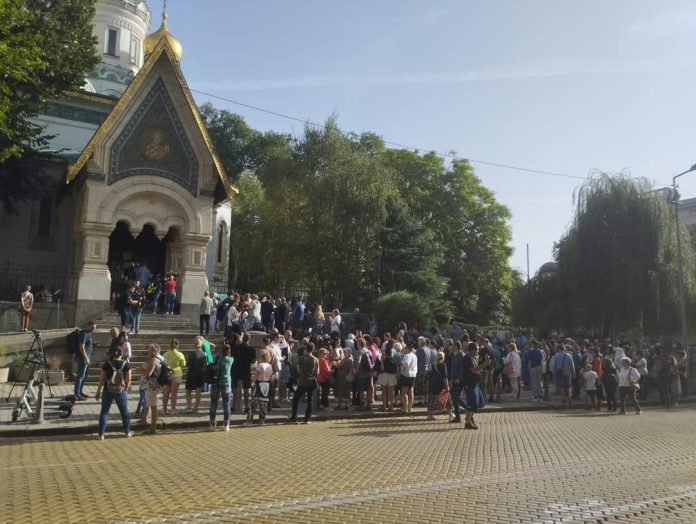 руската църква протест