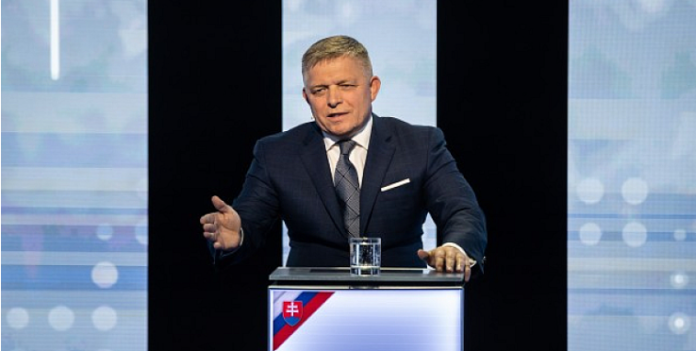 Роберт Фицо