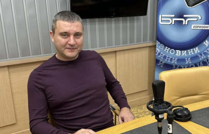 Screenshot 2023-11-26 at 15-19-02 Владислав Горанов Асен Василев е изключително изгоден за Борисов и Пеевски