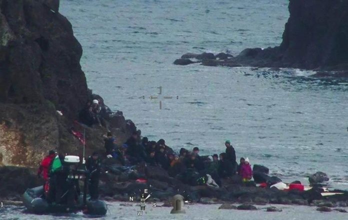 991-ratio-migranti-lesbos_3020421346741197228_big