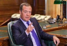 Медведев: Кариерата на Зеленски е към своя край. Лудата гинеколожка Урсула да погледне към Европа