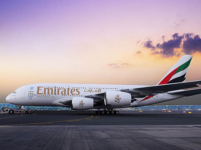 45273_EmiratesAirlinesA