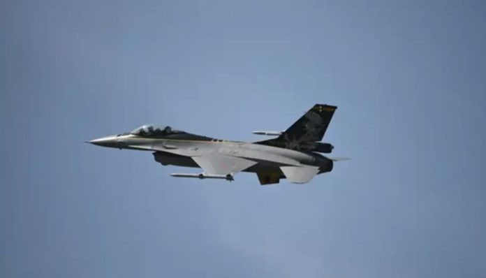 f-16