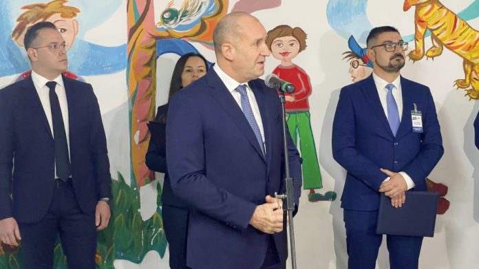 prezidentyt-dade-start-na-22-oto-izdanie-na-bylgarskata-koleda-ot-mbal-dobrich_2593