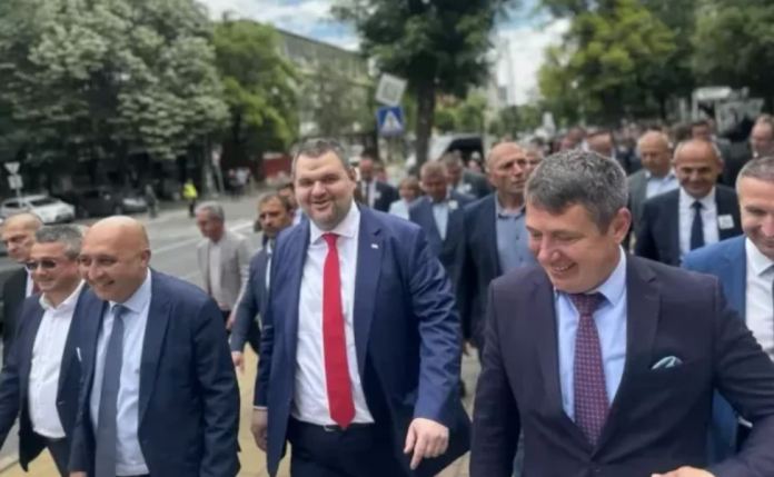 пеевски дпс
