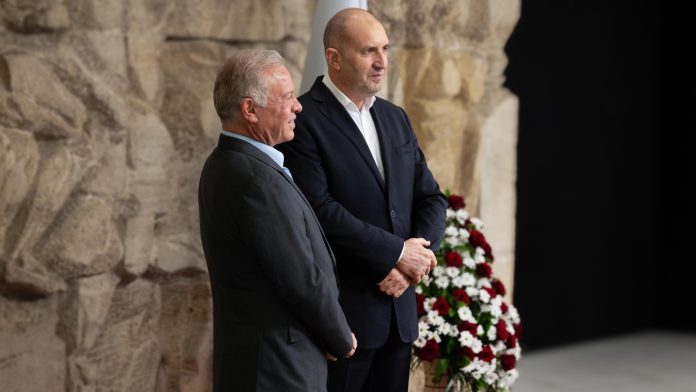 radev-abrula