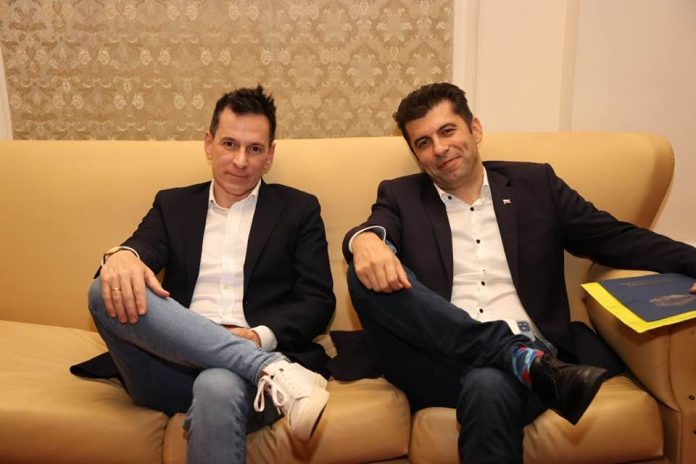 kiril petkov nayo titzin