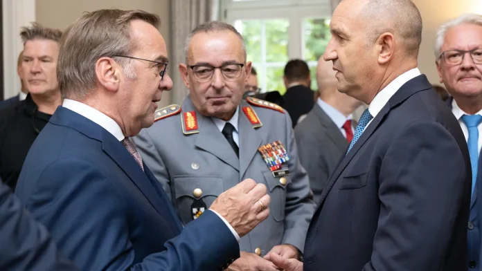 radev-prisastva-na-otkrivaneto-na-otbranitelen-zavod-v-germaniq