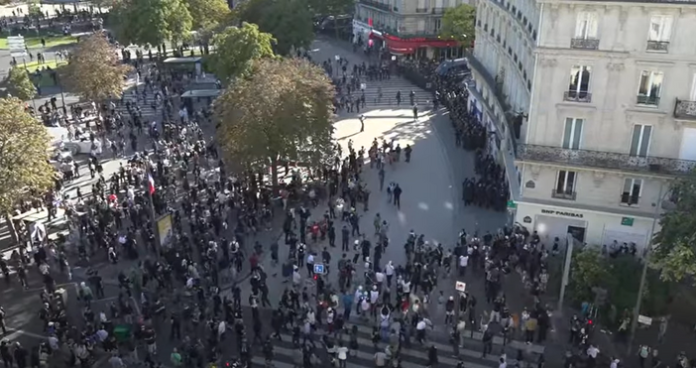 medium_protesti_francia_youtube