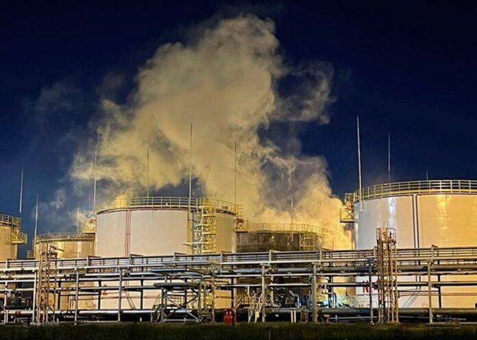rusiia-petrolna-rafineriia