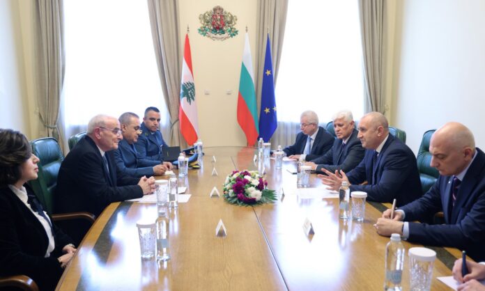radev-livan-otbrana