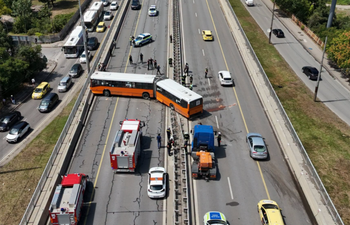 bus-mantinela