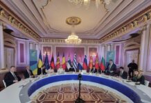 Въпреки изявленията на Радев, външната ни министърка подписа Киевската декларация в подкрепа на Украйна