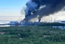 Украйна атакува нефтен терминал в Санкт Петербург