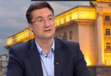 Крум Зарков: Мястото на България не е в „коалицията на желаещите“
