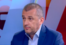 Транспортният министър: Руският Ил-76 не се е отклонявал от разрешената траектория и не събирал данни