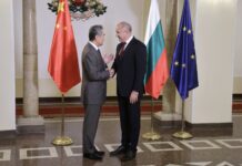Румен Радев пред Ван И: България предоставя отлични условия за инвестиции, може да бъдем врата на Европа към Китай